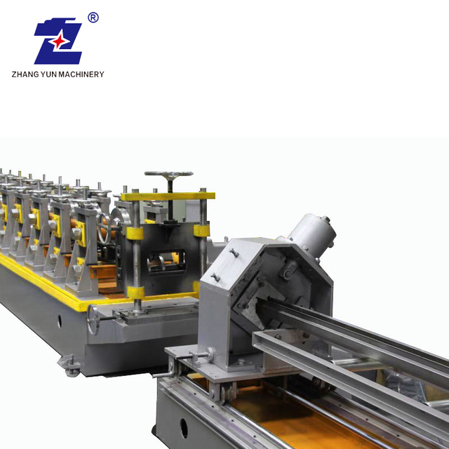 Quick Change Storage Rack Rolling Forming Machinery with Punching Device